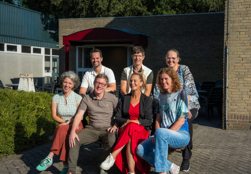 Team van het huis van verbinding en alba-academie